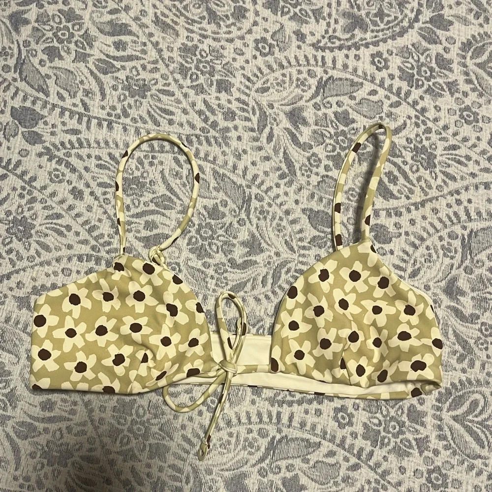 NWOT Zulu & zephyr bikini top - Picture 2 of 5